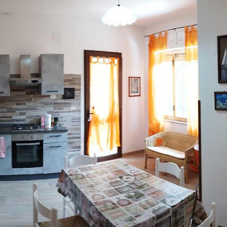 Casa Vacanze"Il Bouganville" Carbonia Exterior photo